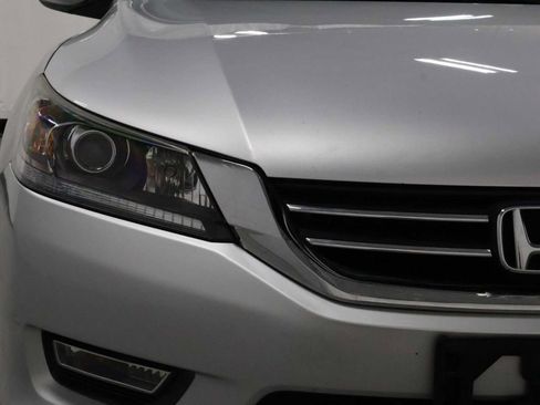 Used 2013 Honda Accord Sport image 15