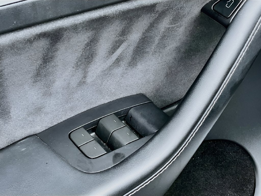 Used 2024 Tesla Model Y Long Range RWD image 18