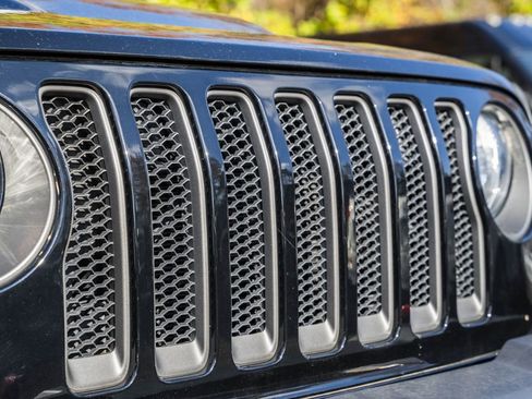 Used 2020 Jeep Wrangler Unlimited Rubicon image 8