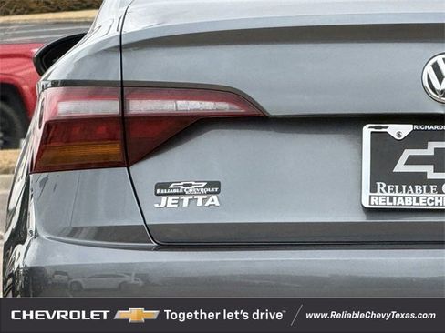 Used 2019 Volkswagen Jetta SE image 8