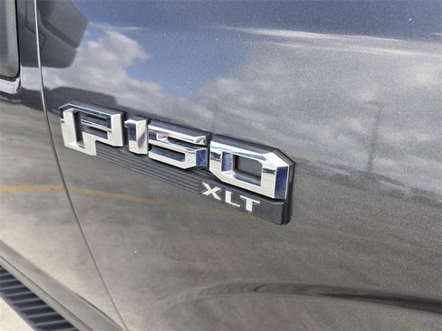 Used 2018 Ford F150 XLT w/ Equipment Group 302A Luxury image 16