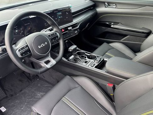 Certified 2026 Kia K5 GT w/ GT1 Package FWD image 11