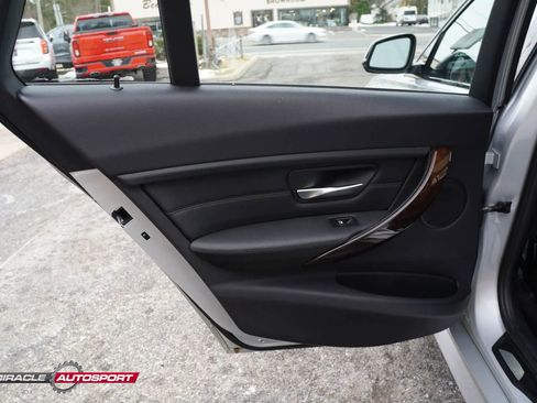 Used 2015 BMW 328i xDrive 328i xDrive Sport Wagon 4D image 22