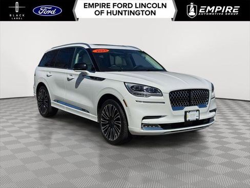 Used 2023 Lincoln Aviator Black Label AWD/4WD image 1