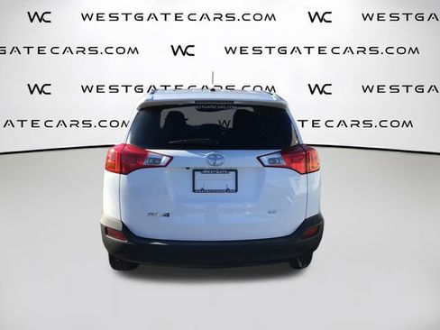 Used 2015 Toyota RAV4 LE image 8