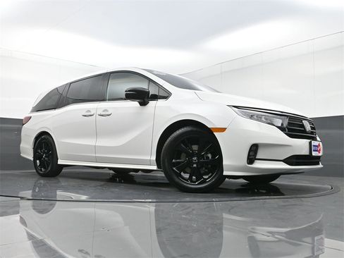 Used 2023 Honda Odyssey Sport image 27