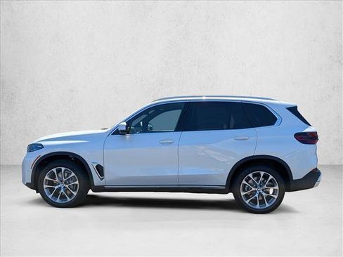 New 2026 BMW X5 xDrive40i AWD/4WD image 9