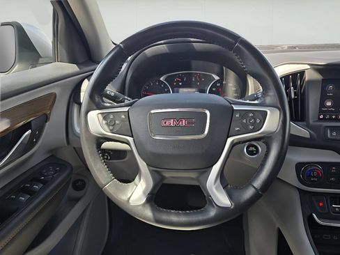 Used 2021 GMC Terrain SLE w/ Driver Convenience Package FWD image 14