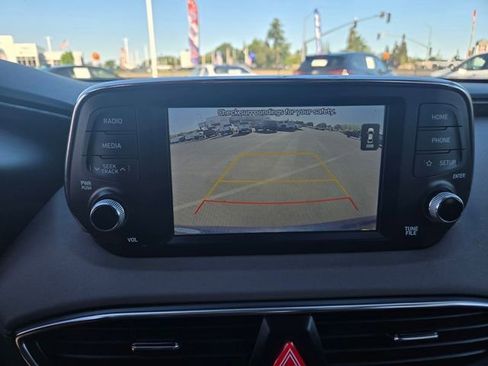Used 2019 Hyundai Santa Fe SE FWD image 15