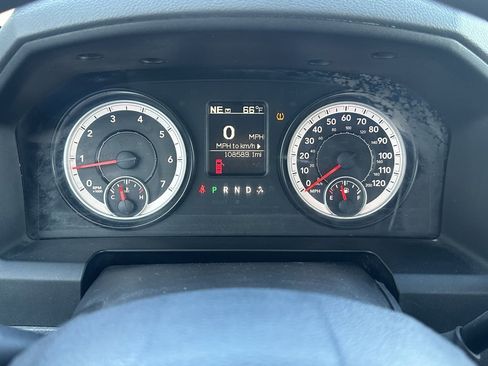 Used 2015 RAM 1500 Tradesman w/ Power & Remote Entry Group image 18