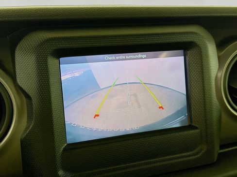 Used 2021 Jeep Wrangler Unlimited Sport image 14