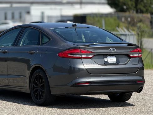 Used 2017 Ford Fusion Titanium FWD image 16