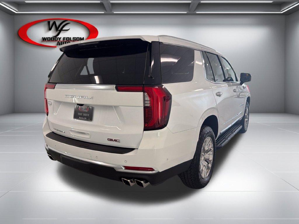Used 2025 GMC Yukon Denali RWD image 6
