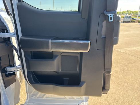 Used 2022 Ford F150 XLT w/ Equipment Group 302A High AWD/4WD image 16