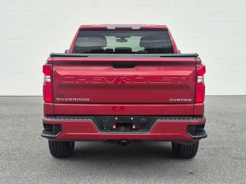 Used 2020 Chevrolet Silverado 1500 Custom w/ Custom Value Package AWD/4WD image 15