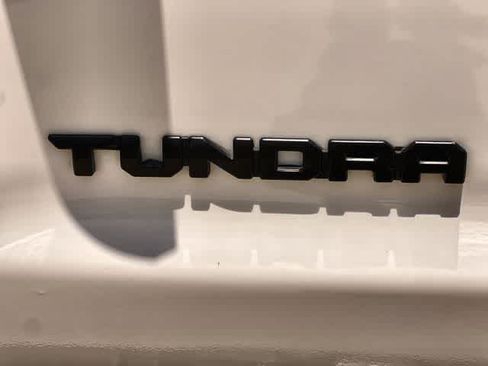 Used 2019 Toyota Tundra SR5 w/ SR5 Upgrade Package RWD image 8