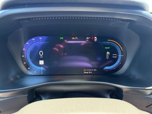 Used 2023 Volvo XC40 Recharge Plus AWD/4WD image 11
