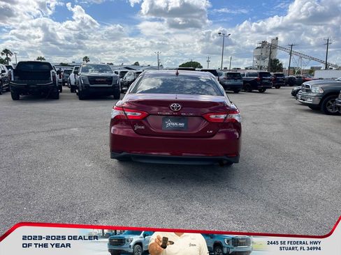 Used 2020 Toyota Camry LE FWD image 6