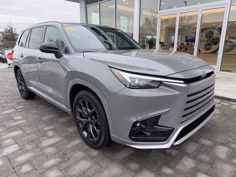 Certified 2026 Lexus TX 500h AWD w/ Technology Package image 3