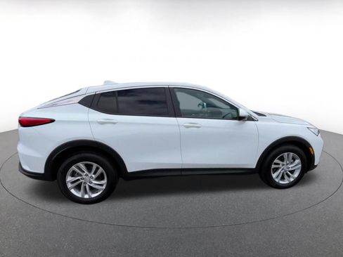 Used 2025 Buick Envista Preferred FWD image 16