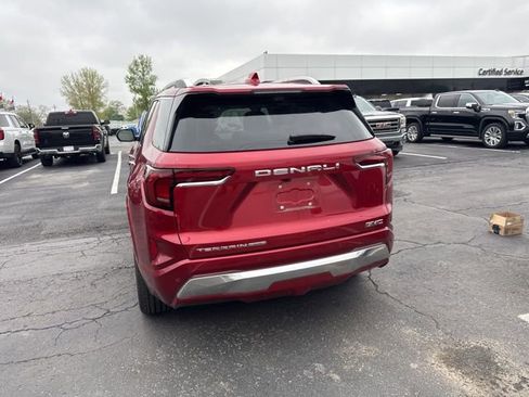 New 2026 GMC Terrain Denali w/ LPO, Floor Liner Package AWD/4WD image 7