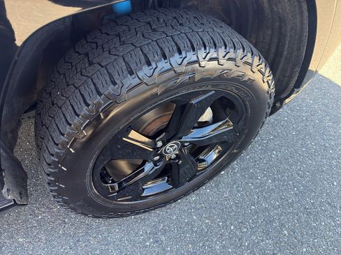 Used 2021 Toyota RAV4 XSE image 9