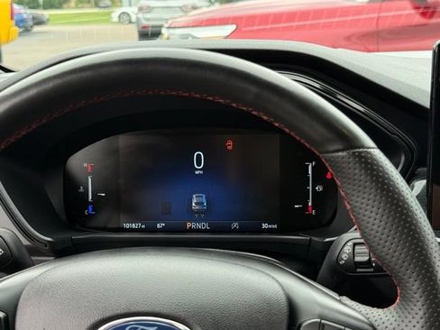 Certified 2023 Ford Escape ST-Line Select w/ Tech Pack #1 AWD/4WD image 8