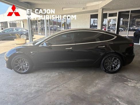 Used 2019 Tesla Model 3 Standard Range Plus RWD image 7
