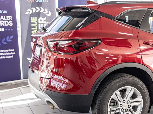 Used 2022 Chevrolet Blazer LT FWD image 15