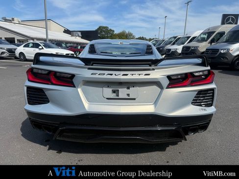 Used 2023 Chevrolet Corvette Stingray Premium Cpe w/ Z51 Performance Package image 8