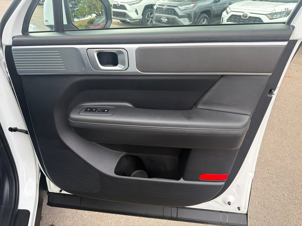 Used 2026 Hyundai Santa Fe SEL AWD/4WD image 9