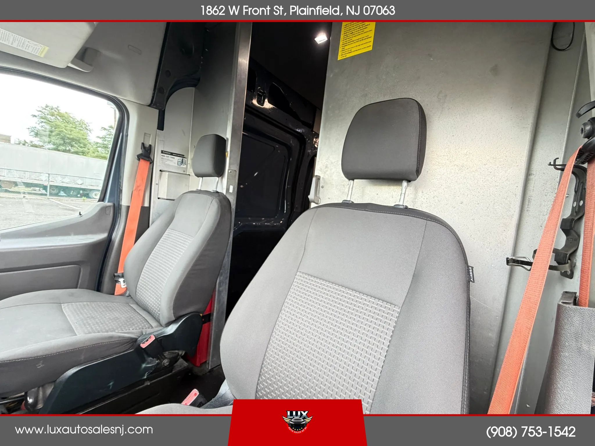 Used 2020 Ford Transit 250 148 High Roof Extended RWD image 32