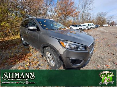 Used 2016 Kia Sorento LX w/ LX Convenience Package