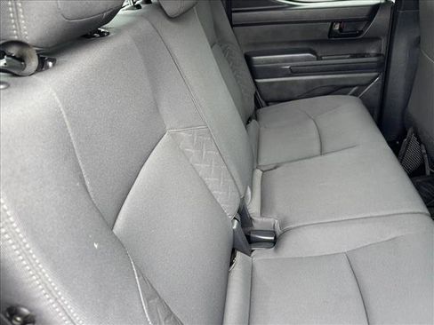 Certified 2024 Toyota Tacoma SR5 AWD/4WD image 18