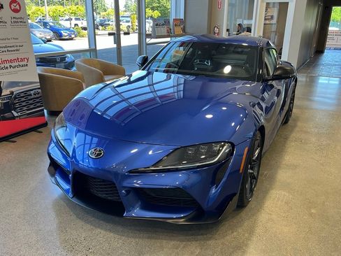 Used 2023 Toyota Supra Premium RWD image 4