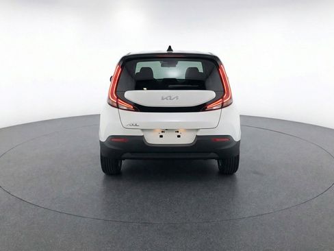 Used 2025 Kia Soul LX w/ LX Technology Package image 7