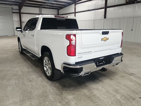 Used 2024 Chevrolet Silverado 1500 LTZ w/ LTZ Premium Package AWD/4WD image 3