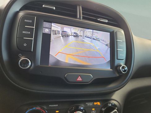 Used 2022 Kia Soul LX w/ Technology Package FWD image 23