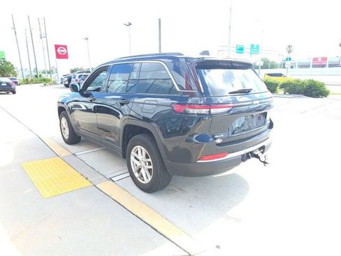Used 2024 Jeep Grand Cherokee Laredo X w/ Luxury Tech Group I AWD/4WD image 6