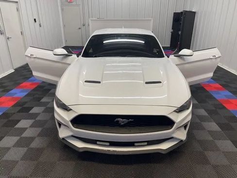 Used 2021 Ford Mustang Coupe w/ Equipment Group 101A RWD image 20