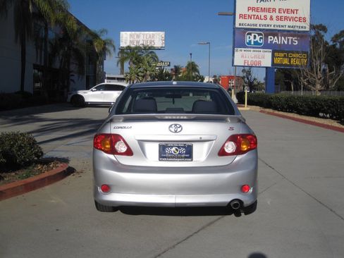 Used 2010 Toyota Corolla S image 19