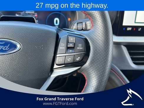 Certified 2025 Ford Explorer ST-Line AWD/4WD image 23