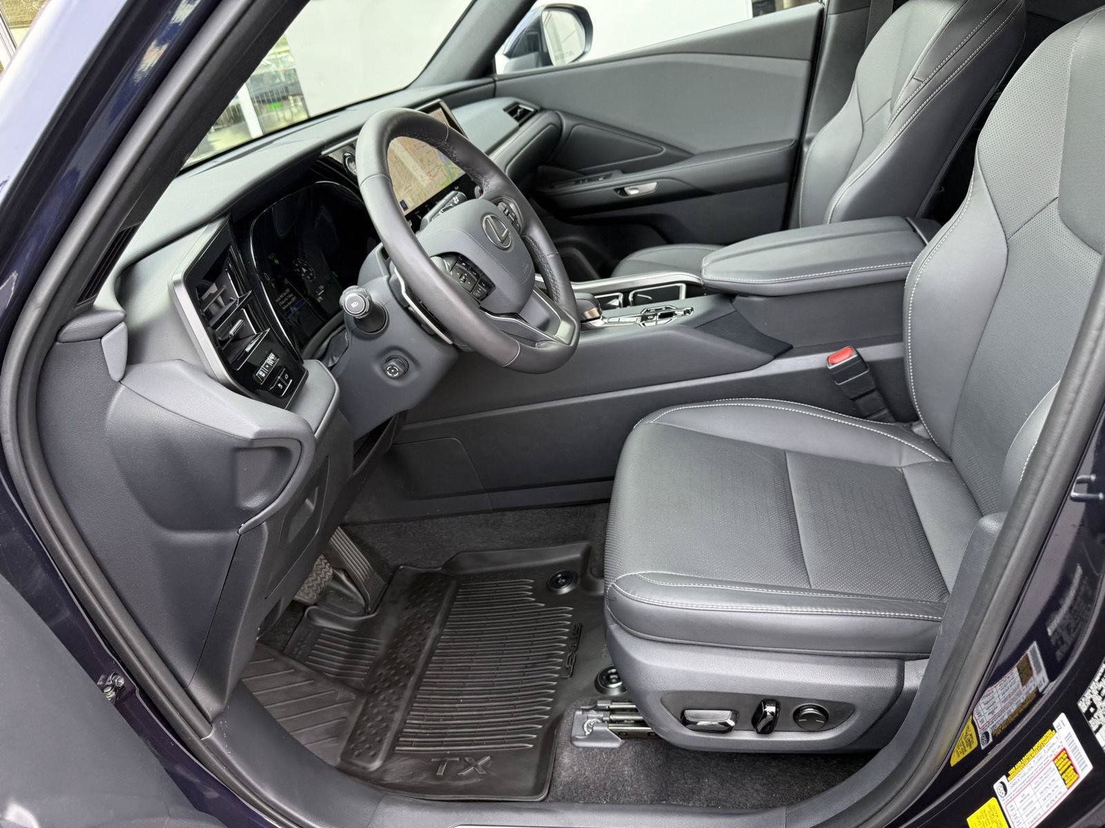 Used 2026 Lexus TX 350 AWD w/ Convenience Package image 11