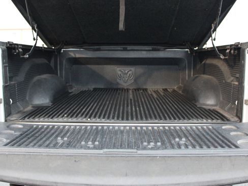 Used 2010 Dodge Ram 1500 Truck Sport image 9