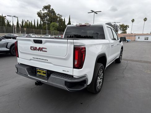 Used 2026 GMC Sierra 1500 SLT RWD image 8