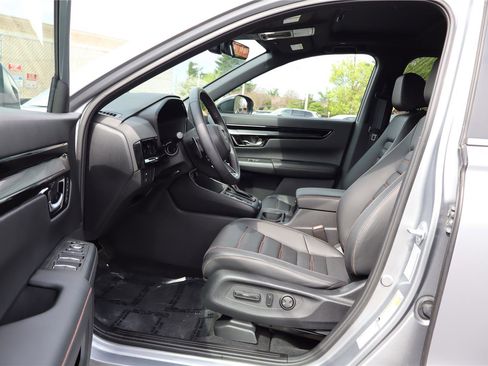 Used 2024 Honda CR-V Sport Touring image 11