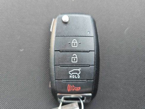 Used 2018 Kia Soul FWD image 21