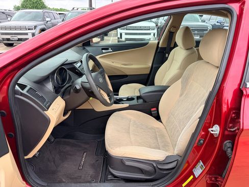 Used 2012 Hyundai Sonata GLS FWD image 11