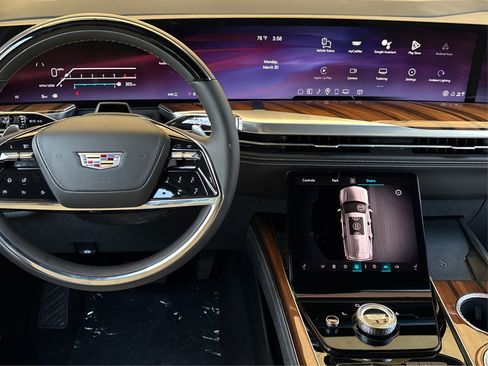 New 2026 Cadillac Escalade ESV Platinum Sport w/ LPO, ONYX Package image 16