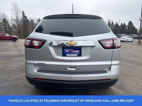 Used 2017 Chevrolet Traverse LT image 7